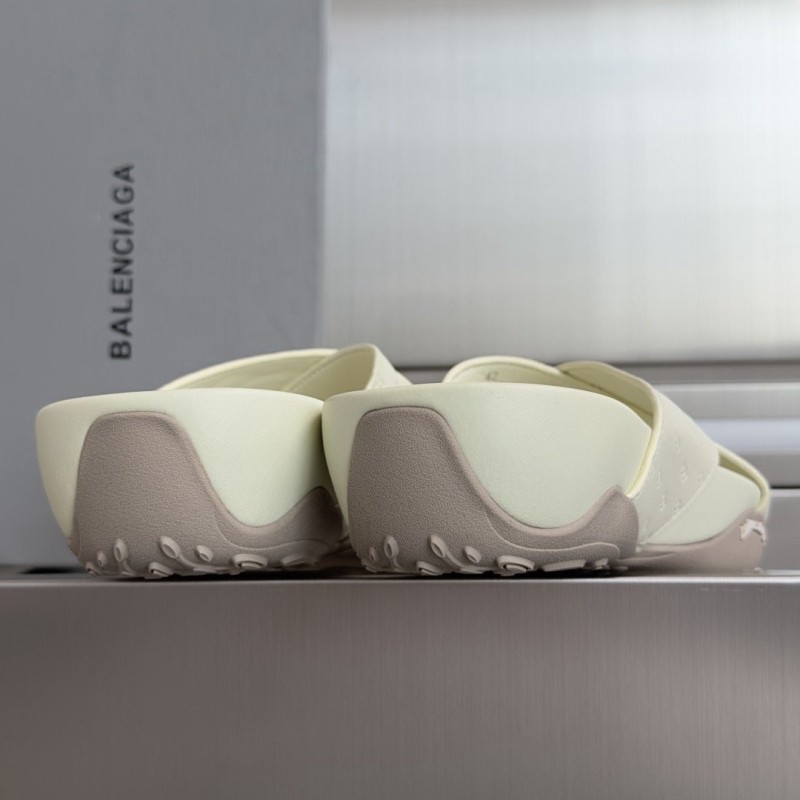 Balenciaga Monday Ultra Slipper 