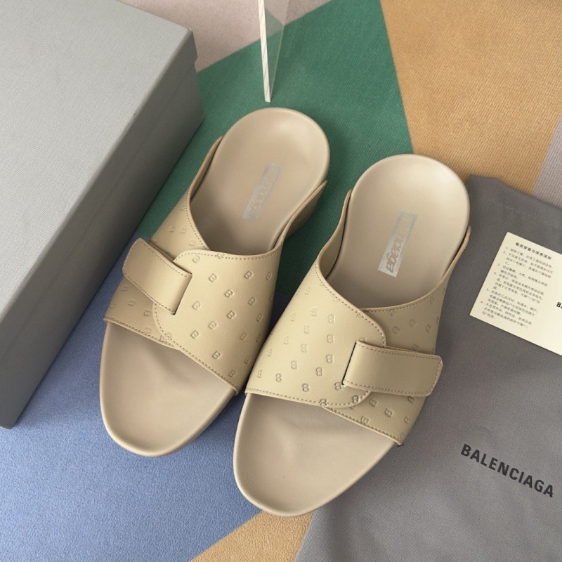 Balenciaga Monday Ultra Slipper 