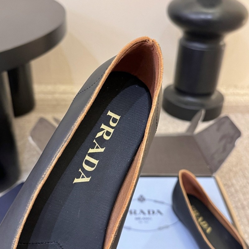 Prada Flat