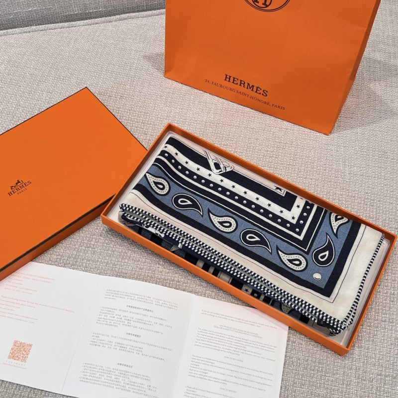 Hermes Shawl
