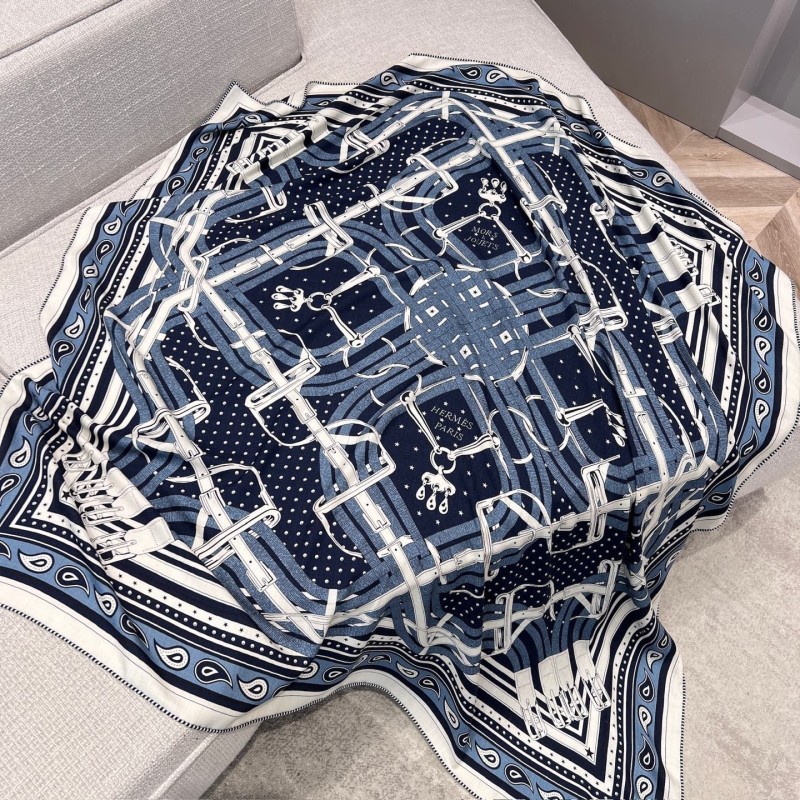 Hermes Shawl