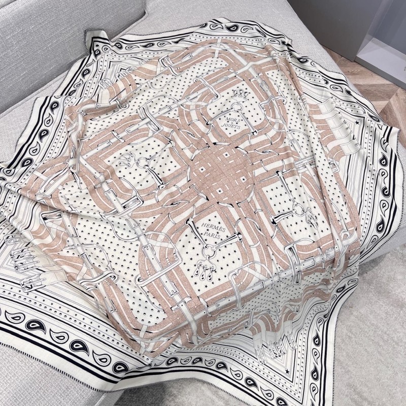 Hermes Shawl