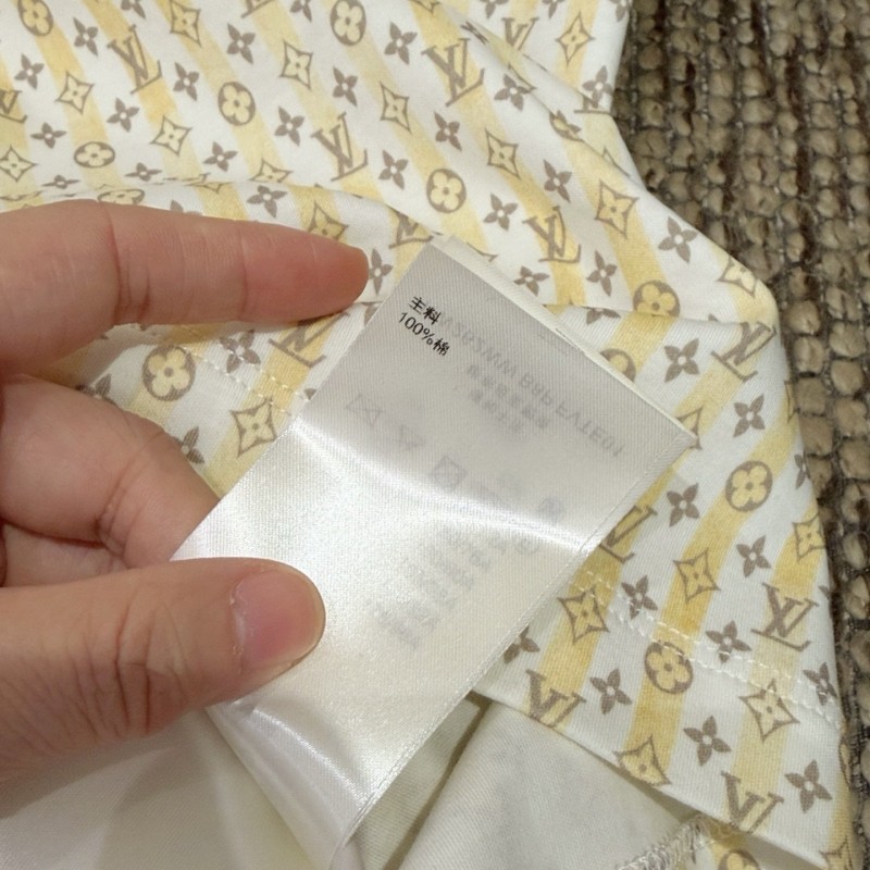 LV Tee