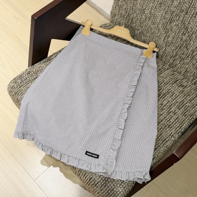 MiuMiu Top / Skirts 