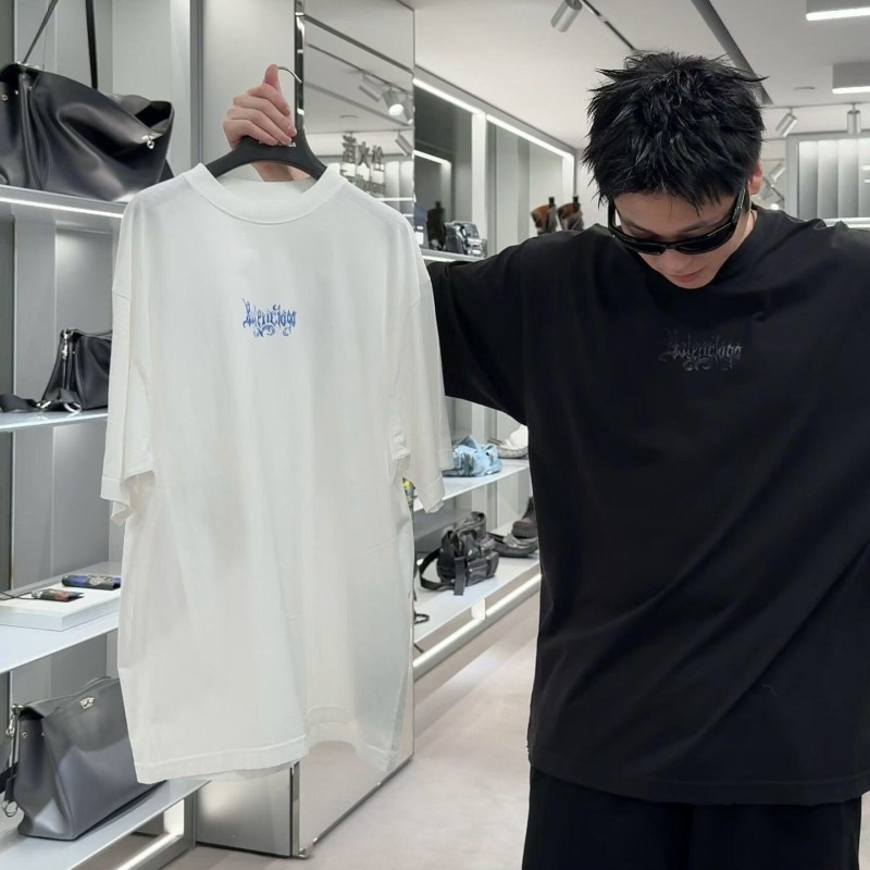 Balenciaga Unisex Tee