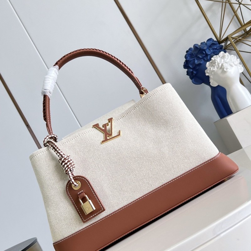 LV Capucines Souple