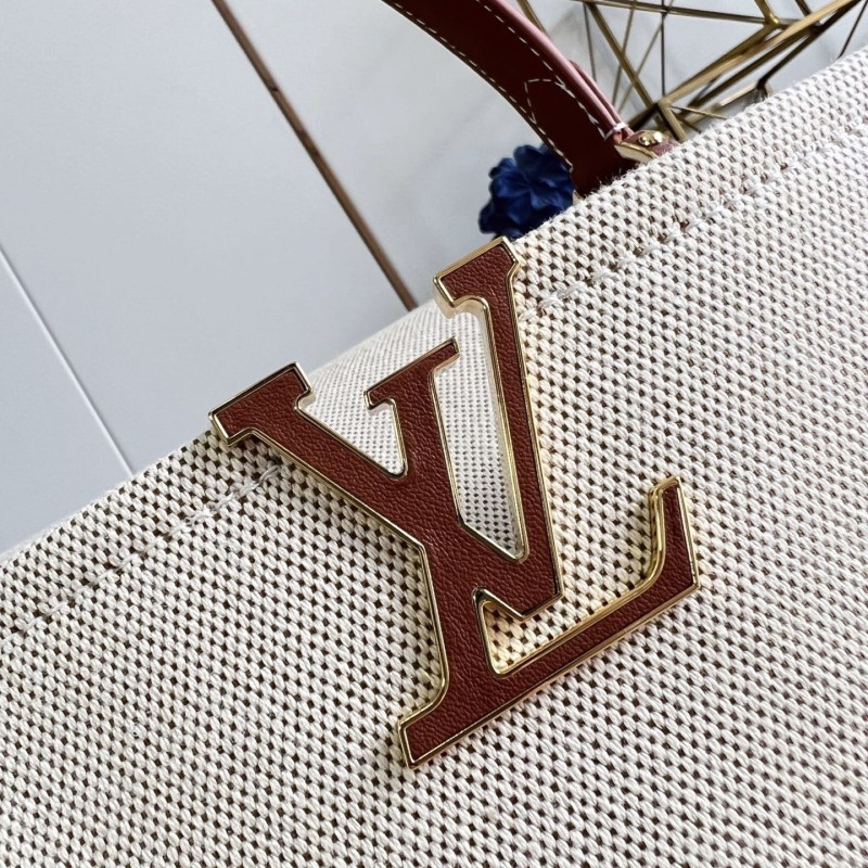 LV Capucines Souple