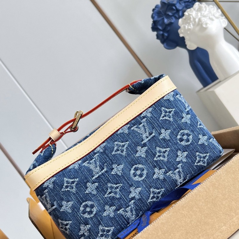 LV Cruiser