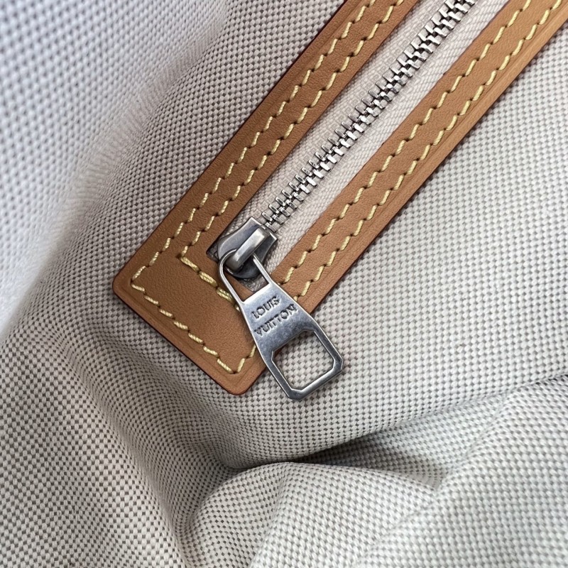 LV Vagabond Hobo