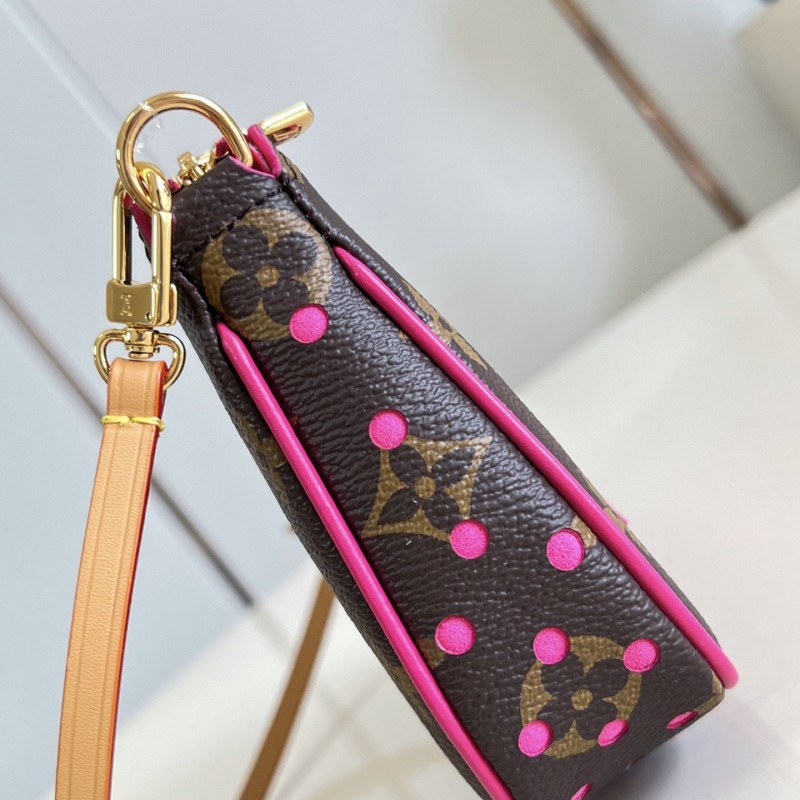 LV Pochette
