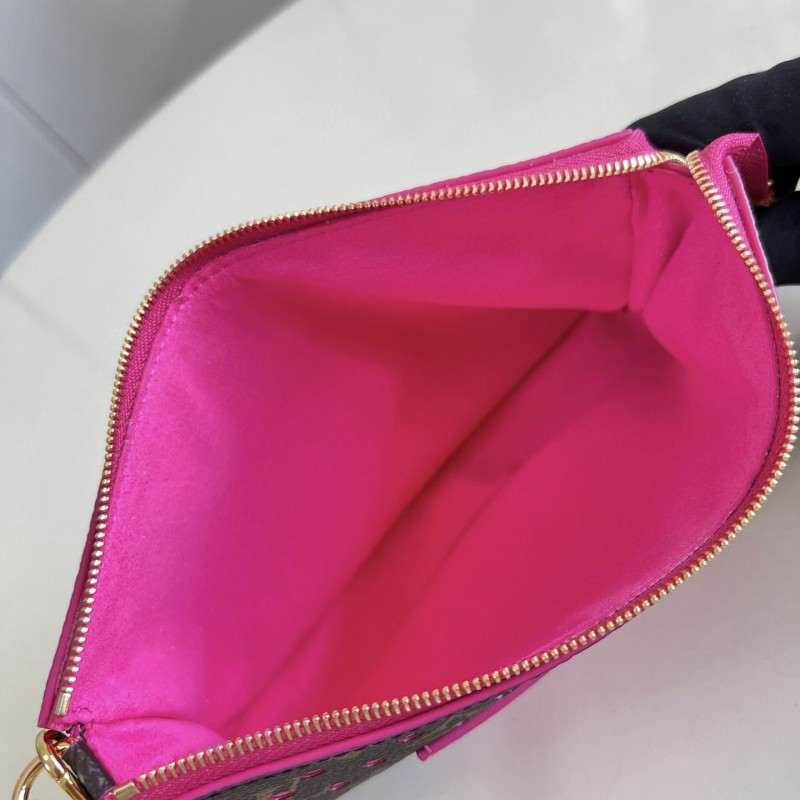 LV Pochette