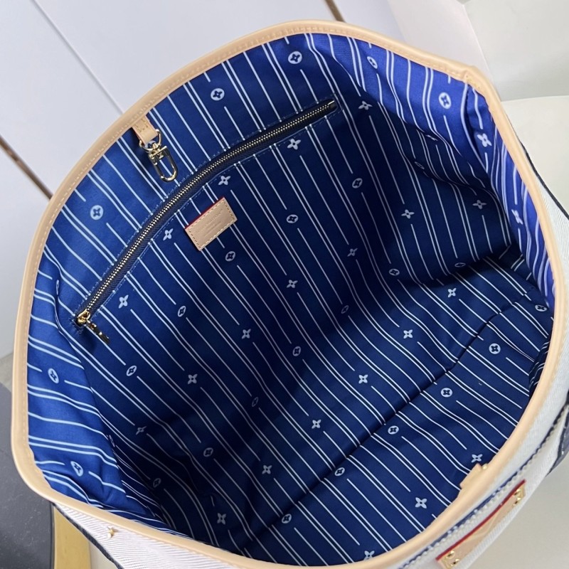 LV Escale Handbag 