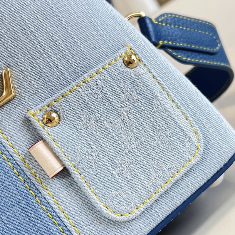 LV Capucines 