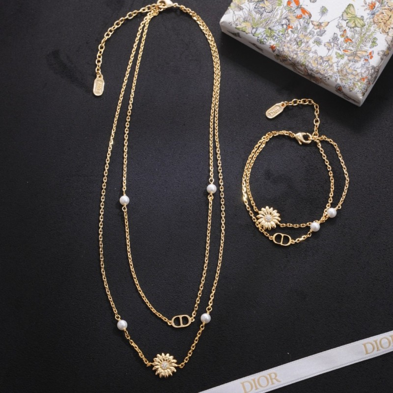 Dior Necklace 