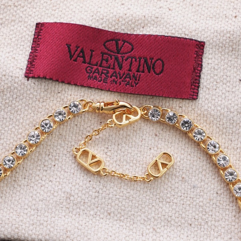 Velentino Necklace 