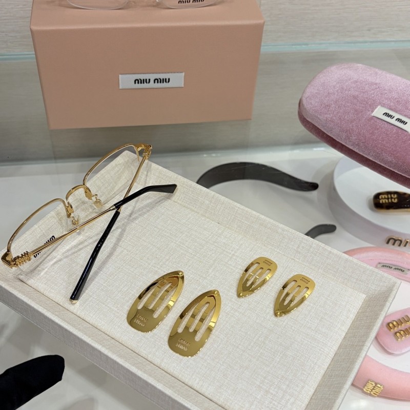 MiuMiu Hair Pin
