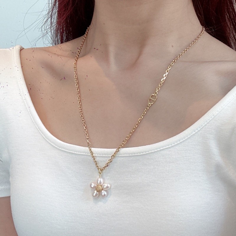 Dior Necklace 
