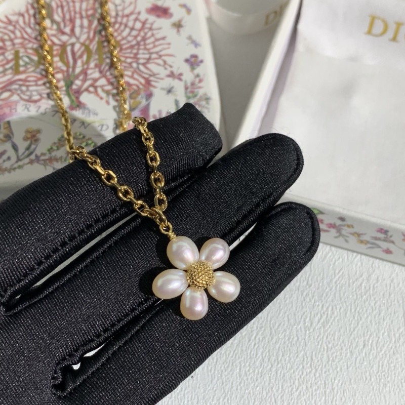 Dior Necklace 