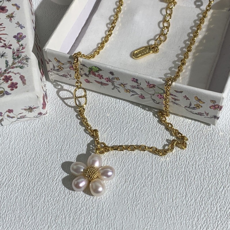 Dior Necklace 