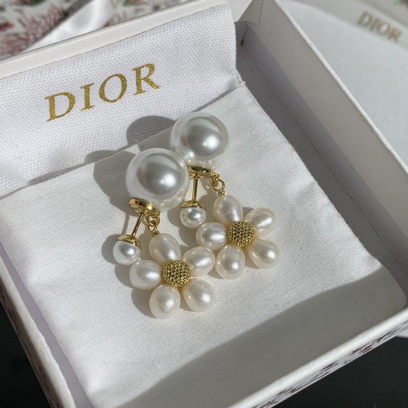 Dior Earrings 
