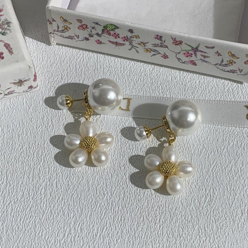 Dior Earrings 