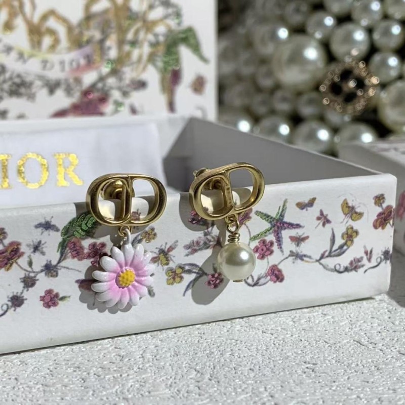 Dior Earrings 
