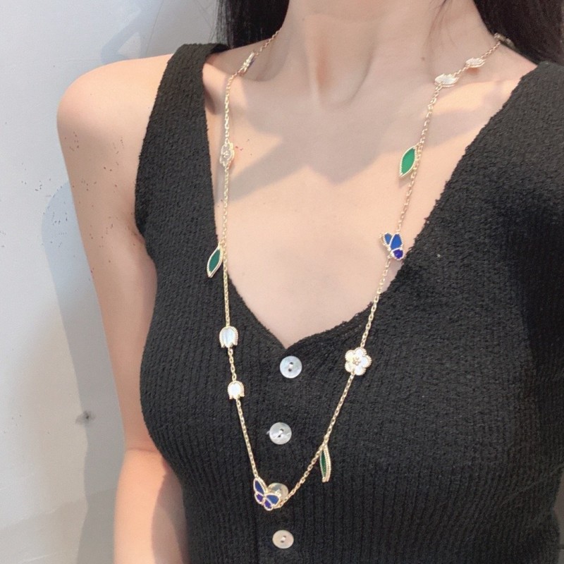 VCA Necklace 