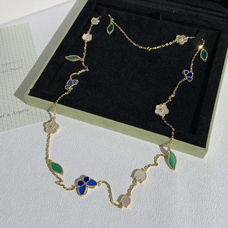 VCA Necklace 
