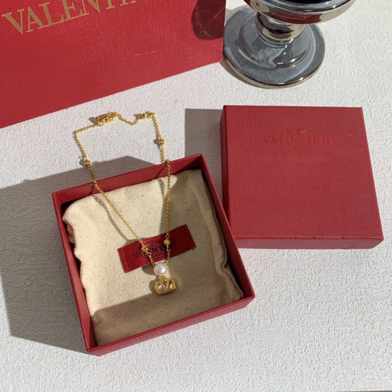 Velentino Necklace 
