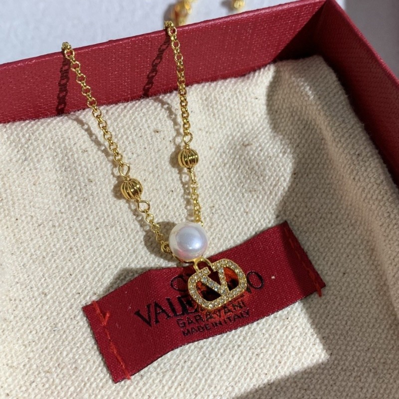 Velentino Necklace 