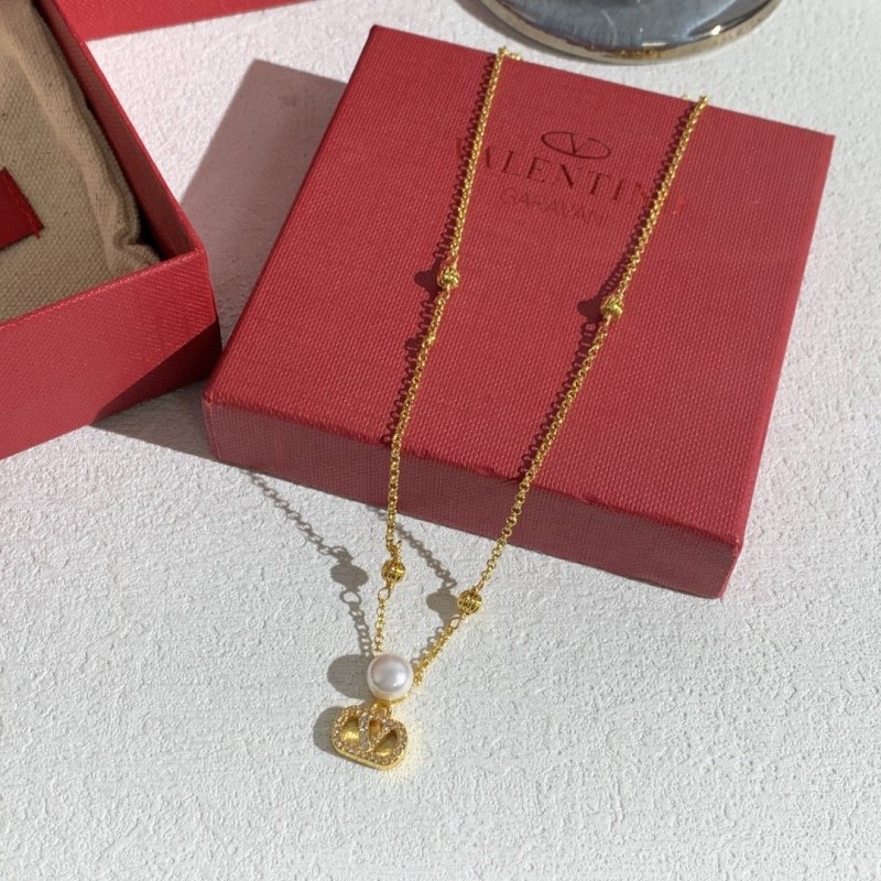 Velentino Necklace 