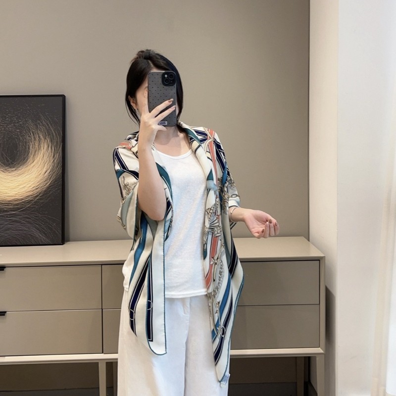 Hermes Shawl