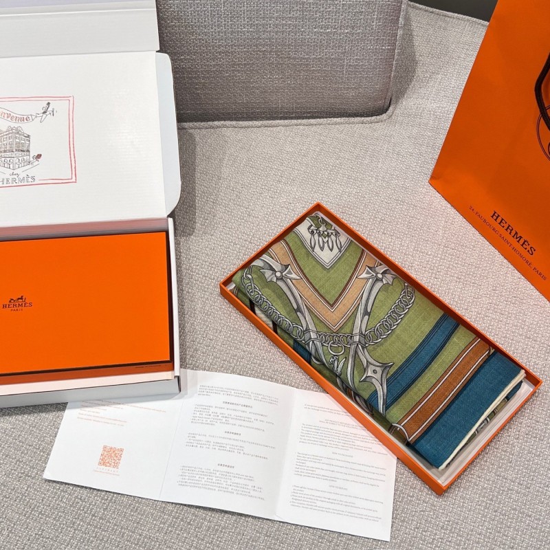Hermes Shawl