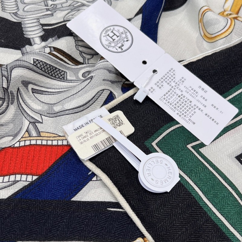 Hermes Shawl