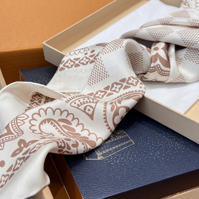 LV Scarf