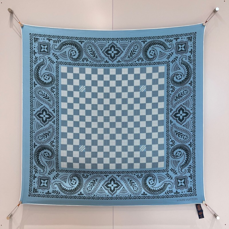 LV Scarf