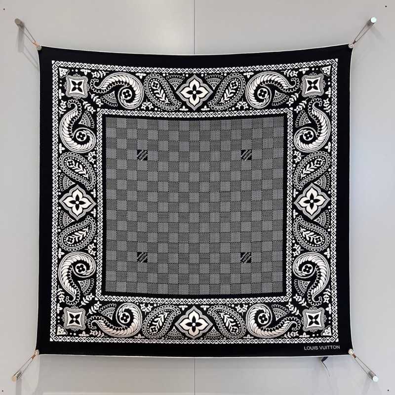 LV Scarf