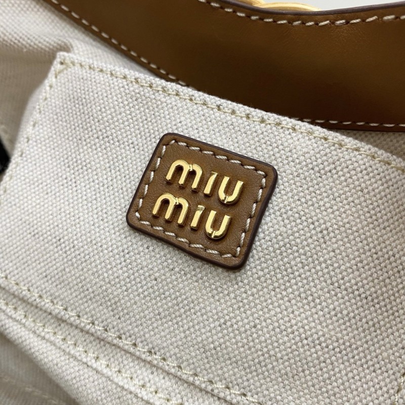 MiuMiu Wander