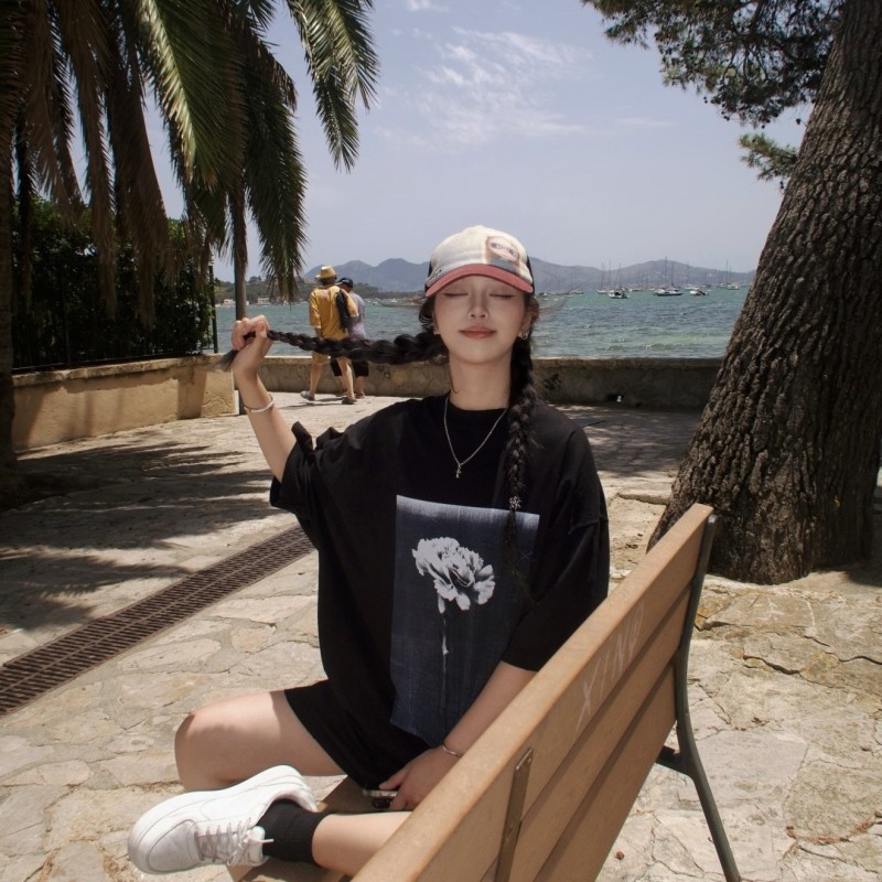 Balenciaga Unisex Tee