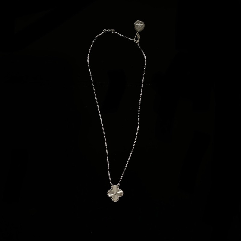 VCA Necklace 