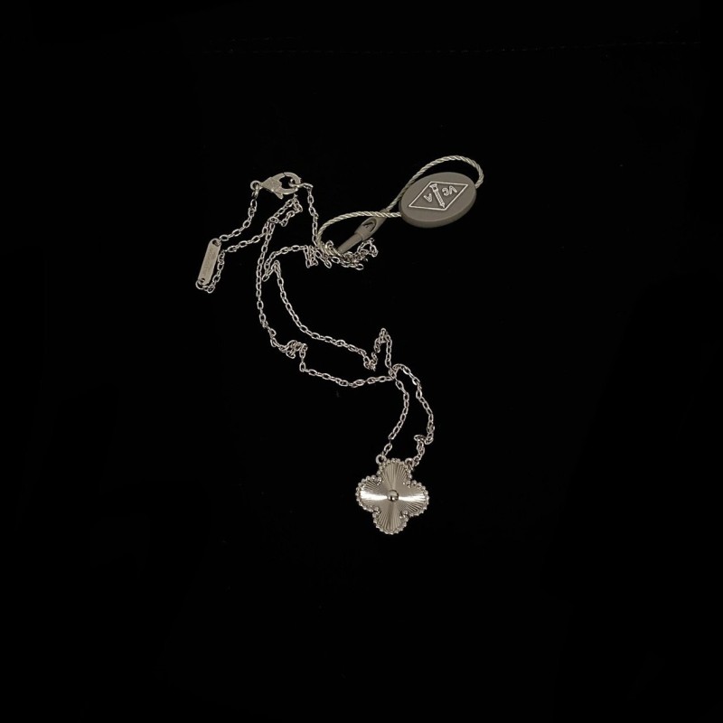 VCA Necklace 