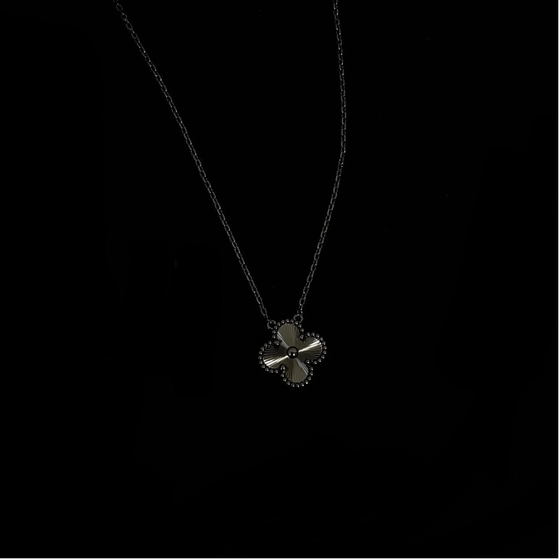 VCA Necklace 