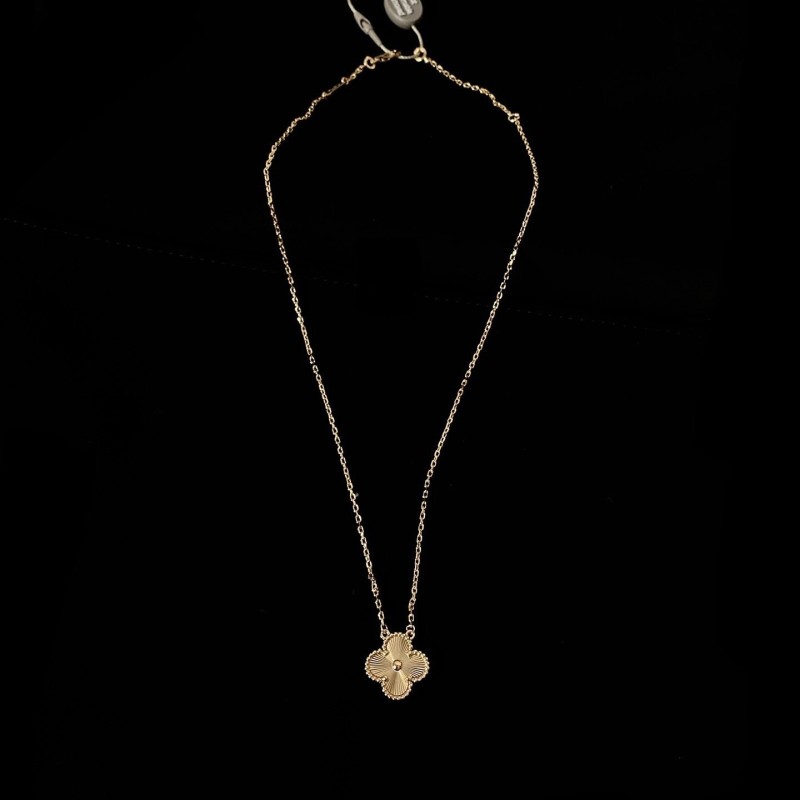 VCA Necklace 