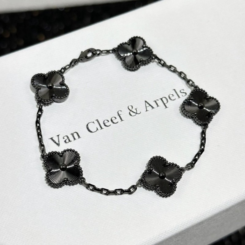 VCA Bracelet 