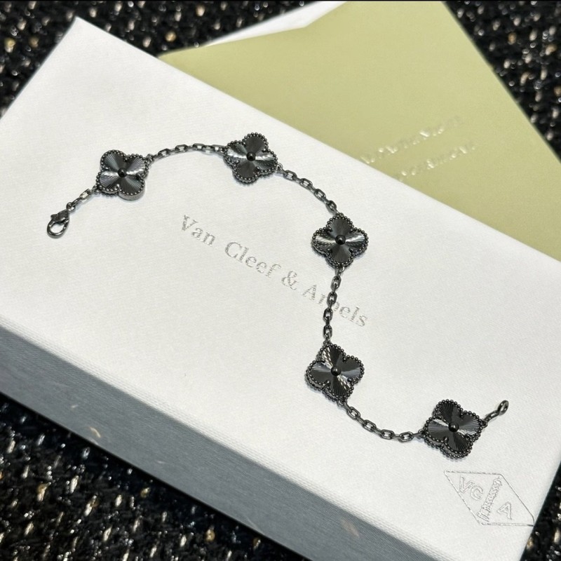 VCA Bracelet 