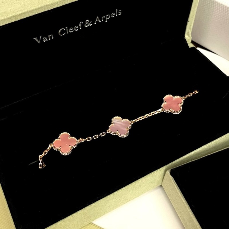 VCA Bracelet 