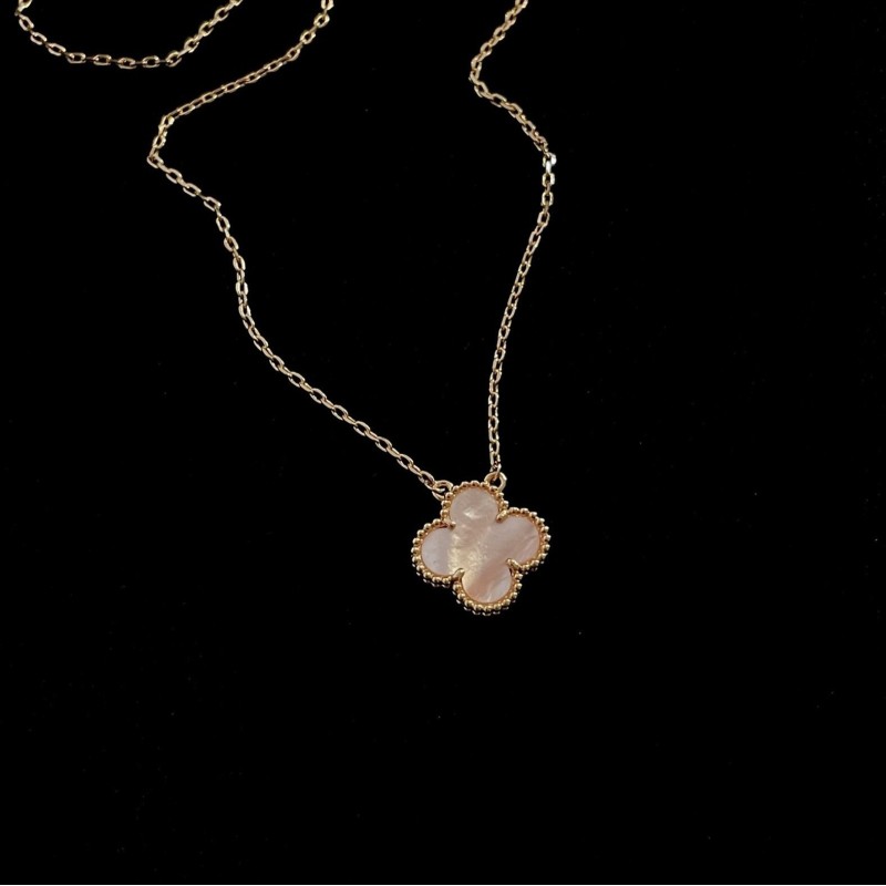 VCA Necklace 