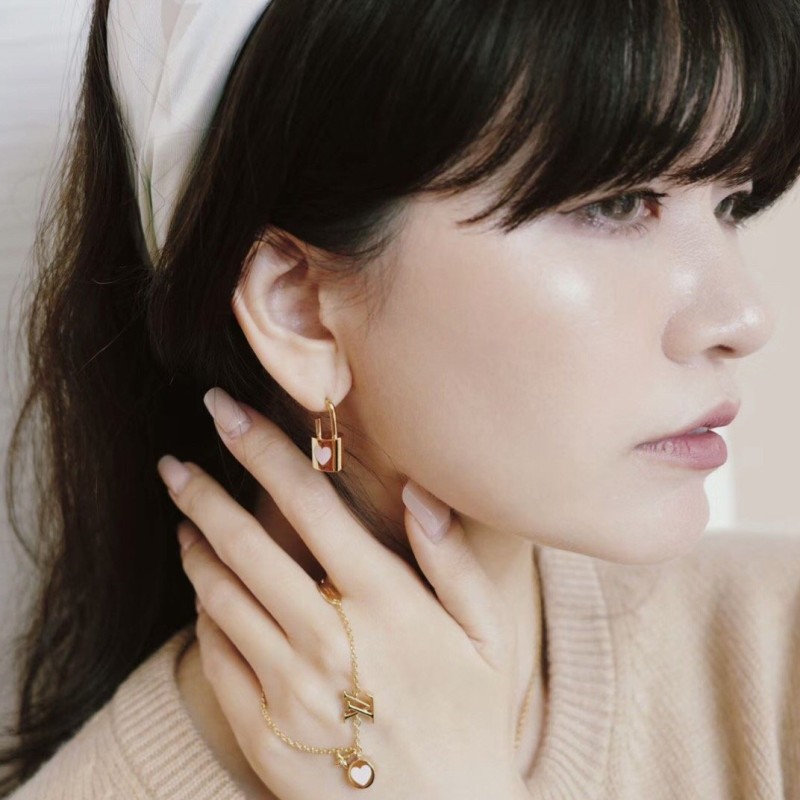 LV Earring 