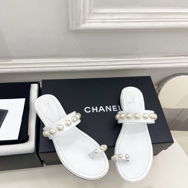 Chanel Slippers 