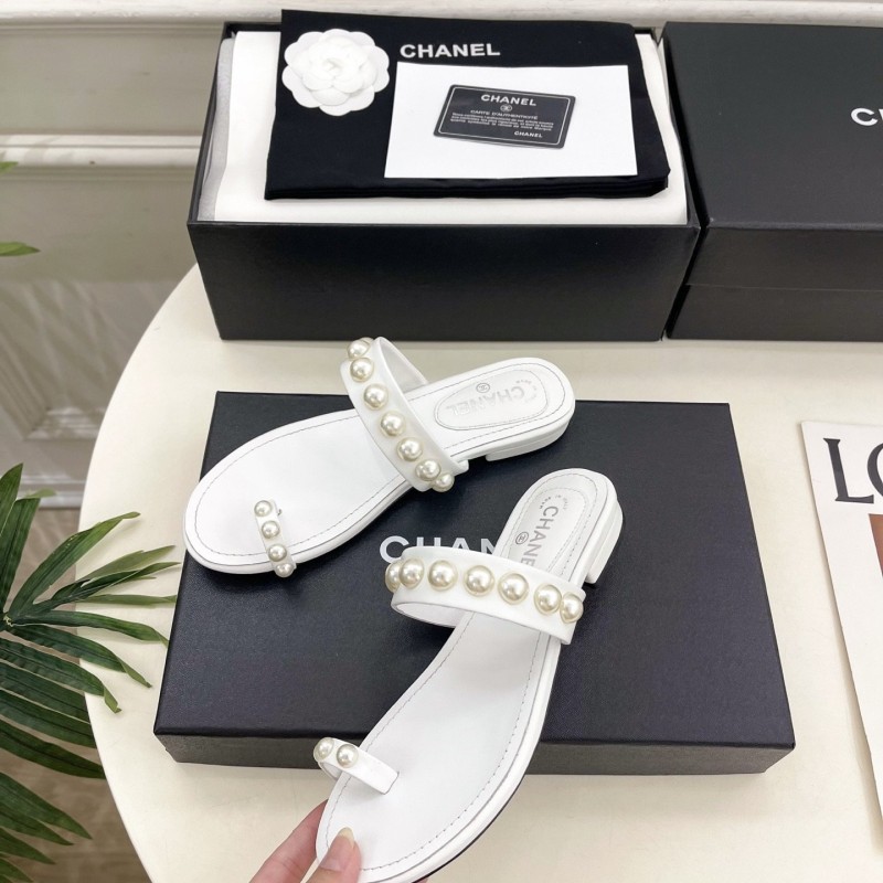 Chanel Slippers 